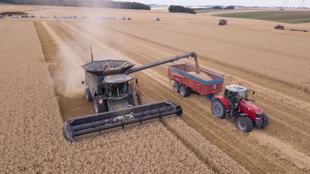 Agco marque le pas