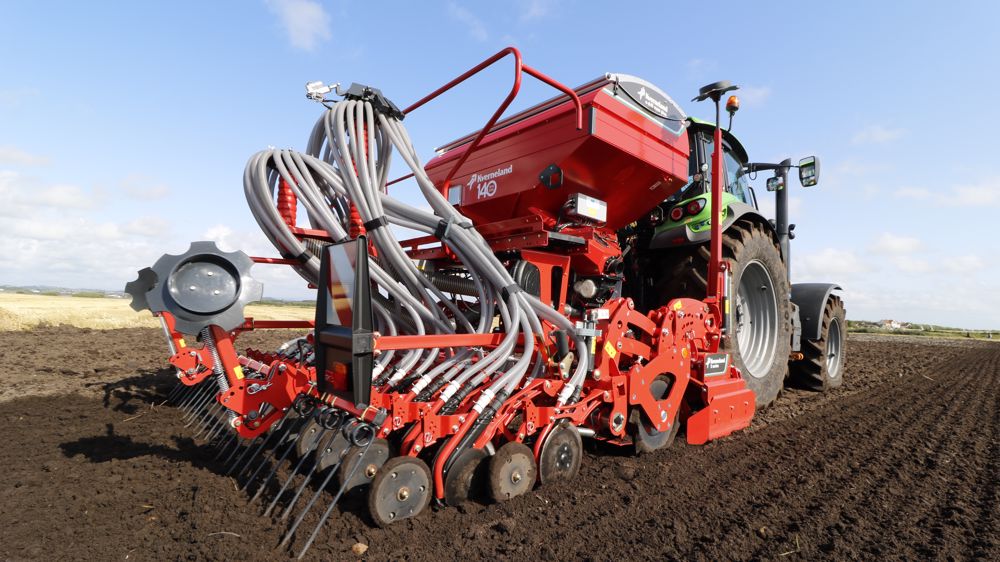 Deux opérations en une avec le combiné de semis Kverneland e-drill Deux opérations en une avec le combiné de semis Kverneland e-drill