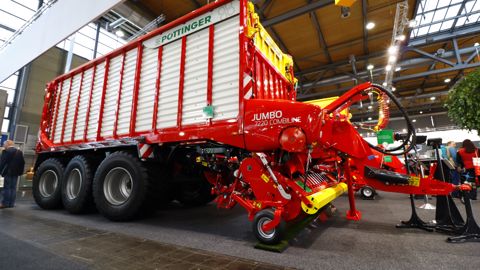 La Pöttinger Jumbo fait peau neuve La Pöttinger Jumbo fait peau neuve