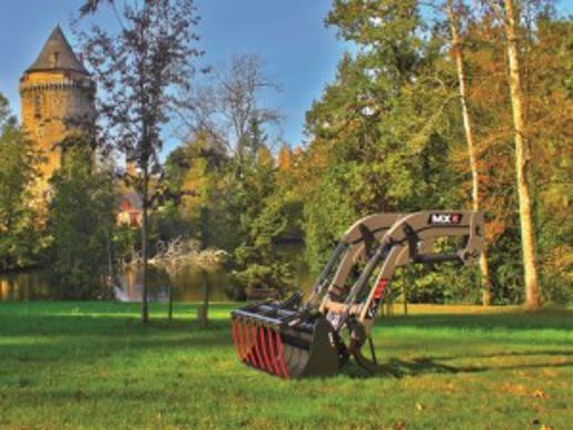 MX-chargeur frontal-tracteur-paysagiste (500 x 375).jpg