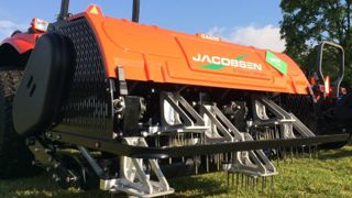 Jacobsen : nouveaux aérateurs de gazon