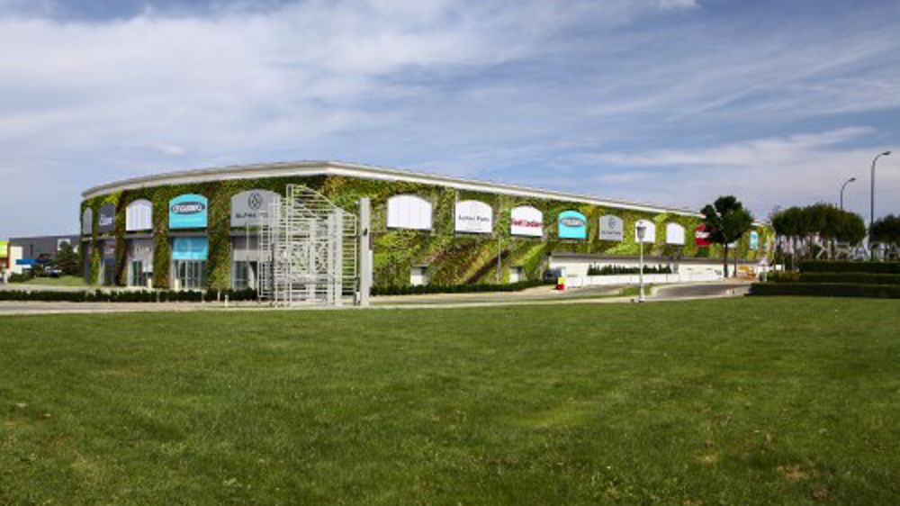 Mur végétal : Patrick Blanc battu à Calais !