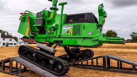 Greenmech : un broyeur aux chenilles agiles Greenmech : un broyeur aux chenilles agiles