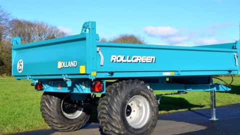 Rolland : deux petites bennes pour les espaces verts Rolland : deux petites bennes pour les espaces verts