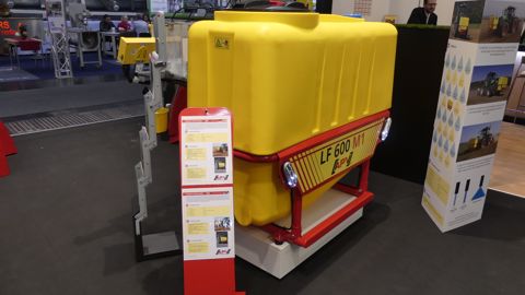 Cuve frontale pour engrais liquide APV LF 600 M1 Cuve frontale pour engrais liquide APV LF 600 M1