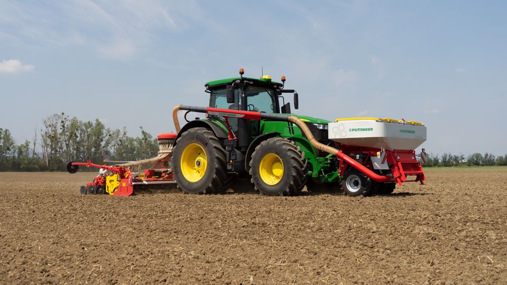 Pöttinger : Le semoir Aerosem FDD se combine