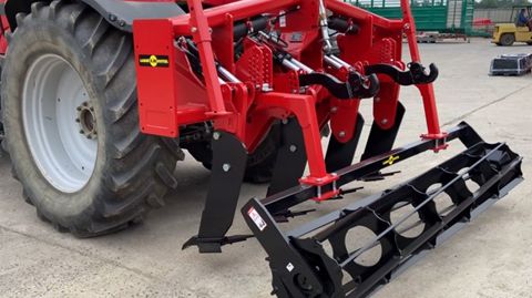 Labbé Rotiel Decompactor : un fissurateur pour les conditions pierreuses Labbé Rotiel Decompactor : un fissurateur pour les conditions pierreuses