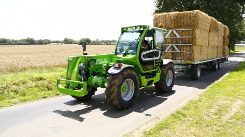 Merlo TurboFarmer : 42.7 TT CS CVTronic Confort et précision Merlo TurboFarmer : 42.7 TT CS CVTronic Confort et précision