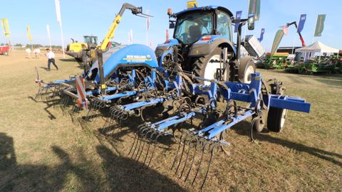 New Holland : Les bineuses SRC SmartSteer guidées par caméra New Holland : Les bineuses SRC SmartSteer guidées par caméra