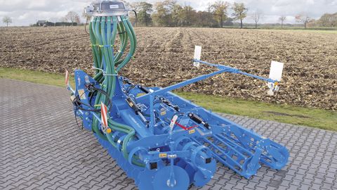 Le déchaumeur Lemken Heliodor reçoit le kit broyeur-répartiteur DosiMat DMX Le déchaumeur Lemken Heliodor reçoit le kit broyeur-répartiteur DosiMat DMX