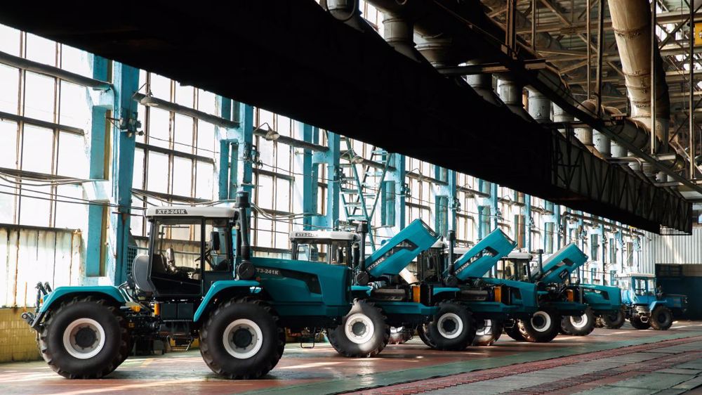 Conflit russo-ukrainien : L’usine de tracteurs de Kharkov aurait été frappée Conflit russo-ukrainien : L’usine de tracteurs de Kharkov aurait été frappée