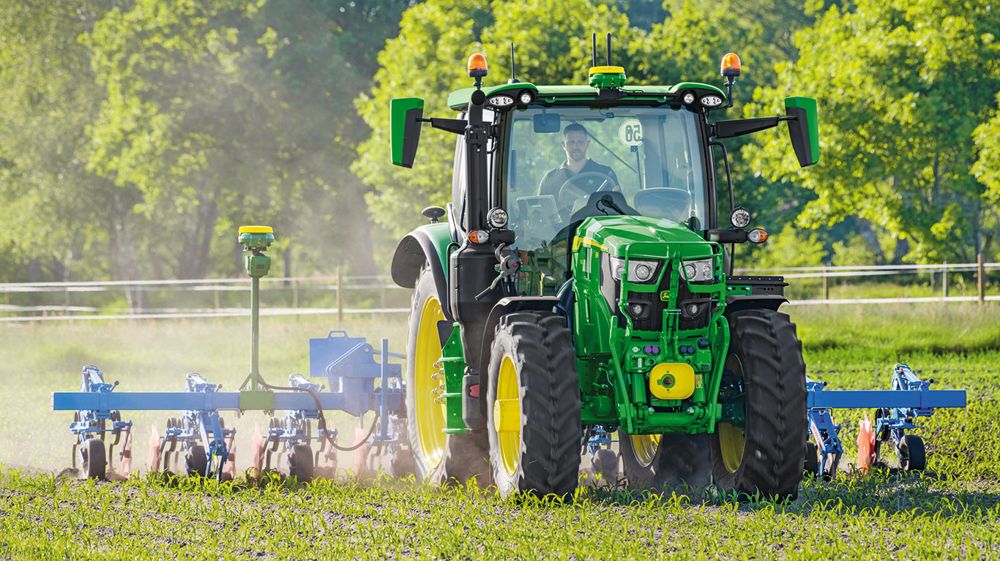 John Deere : le récepteur StarFire 7000 ouvert à diverses constellations