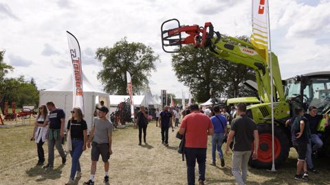 Le Salon de l'herbe et des fourrages 2022 a accueilli 31 670 visiteurs en deux jours. Le Salon de l'herbe et des fourrages 2022 a accueilli 31 670 visiteurs en deux jours.