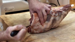 Les boucheries artisanales « souffrent aussi de la crise » Les boucheries artisanales « souffrent aussi de la crise »