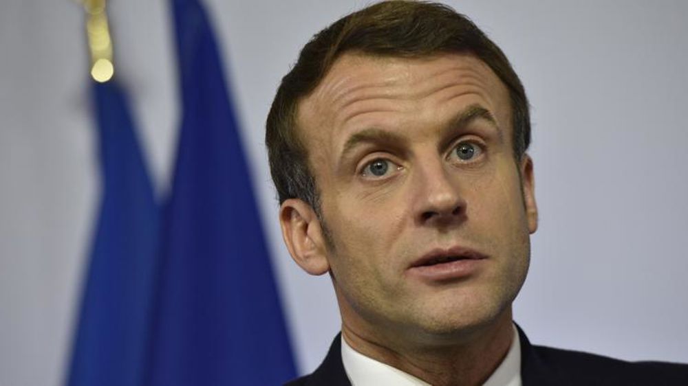 Macron salue ceux qui « approvisionnent les Français »