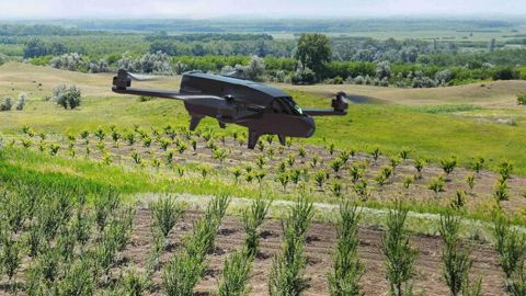 Parrot multiplie les drones professionnels Parrot multiplie les drones professionnels