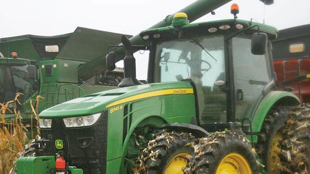 Piloter le transbordeur depuis la moissonneuse