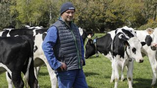 « J’utilise une antenne mobile photovoltaïque pour le suivi des génisses » « J’utilise une antenne mobile photovoltaïque pour le suivi des génisses »