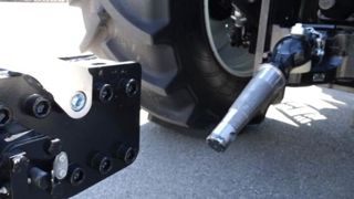 L’attelage éjectable qui sauve le tracteur L’attelage éjectable qui sauve le tracteur