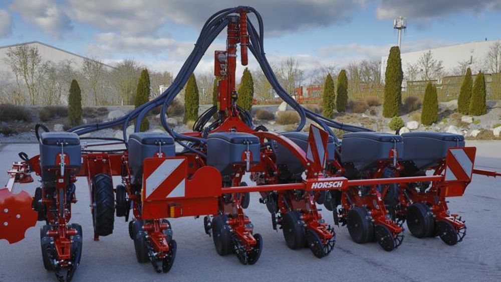 Horsch dévoile le Maestro 6RV, un semoir monograine porté repliable de six rangs. © Horsch