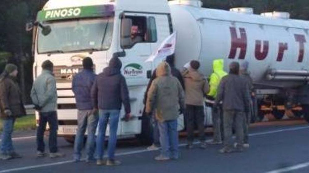 Le mardi 16 janvier au matin, ce sont les Jeunes Agriculteurs du Gard qui se sont réunis pour une action. © Jeunes Agriculteurs.