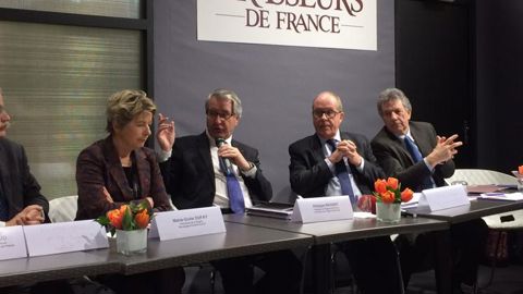 Les Régions chargent encore l’État Les Régions chargent encore l’État