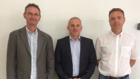 De gauche à droite : Thierry Drieux, directeur de la société de triage ABCDE, Sylvain Ducroquet, président du Staff, et Olivier Hoste, de la société SCS. © I. Escoffier/GFA