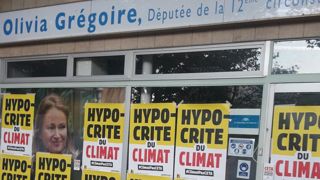 La Confédération paysanne bouscule les députés La Confédération paysanne bouscule les députés