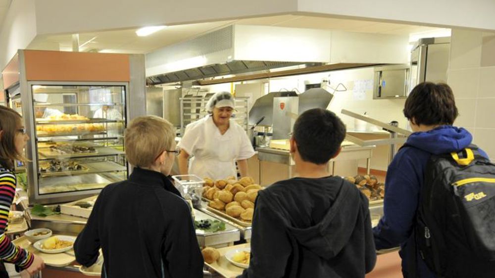 Un décret pour faciliter l’écoulement des stocks dans les cantines