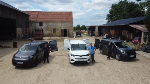 Lors de notre essai, nous avons soumis
trois utilitaires électriques à une batterie de
tests : consommation, temps de parcours,
répartition des masses… Lors de notre essai, nous avons soumis
trois utilitaires électriques à une batterie de
tests : consommation, temps de parcours,
répartition des masses…