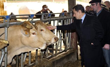 Nicolas Sarkozy en déplacement dans le Gers à la reconquète de l'électorat agricole