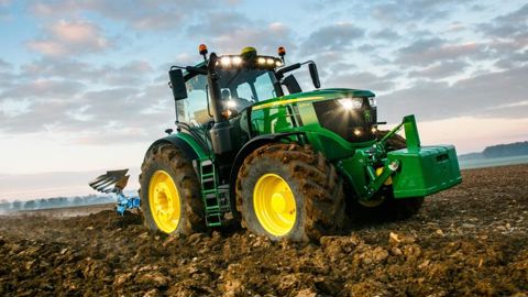 La série 6R culmine désormais à 300 ch