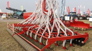 Le semis sous couvert avec le Disc-Semflex Le semis sous couvert avec le Disc-Semflex