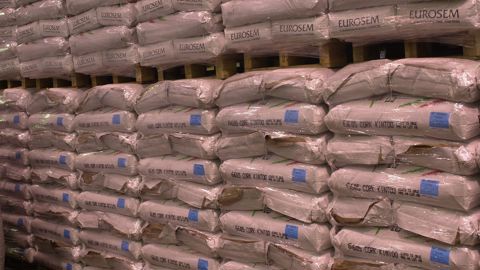 La filière des semences et plants a mis en place, depuis des décennies, une contractualisation généralisée. La filière des semences et plants a mis en place, depuis des décennies, une contractualisation généralisée.