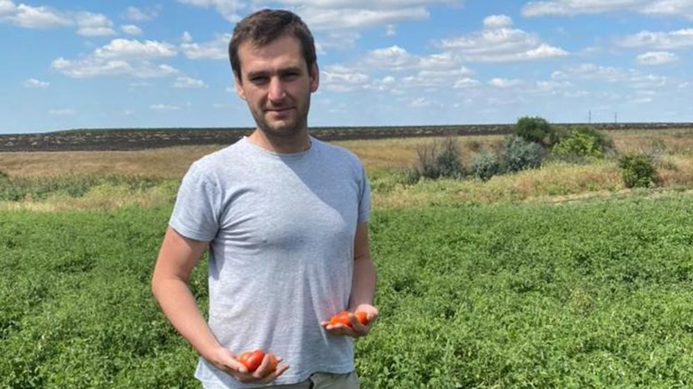 Face à la guerre, un agriculteur lutte pour maintenir sa production Face à la guerre, un agriculteur lutte pour maintenir sa production