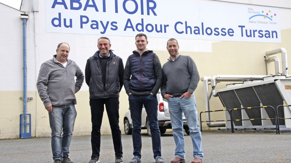 Eleveurs, bouchers et négociants s’unissent pour l’abattoir