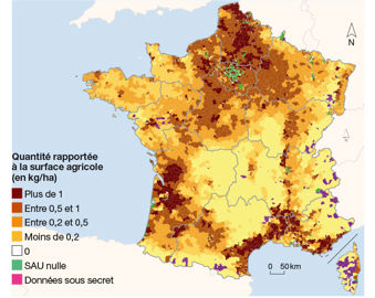 Quantité d’achats de substances actives non utilisables en produits de biocontrôle et/ou en agriculture biologique, rapportée à la SAU, par code postal, sur la période de 2018 à 2020. Source : BNV-D © Traitements : OFB, SDES, 2022.