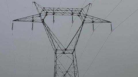 Le combat des éleveurs contre les ondes électromagnétiques Le combat des éleveurs contre les ondes électromagnétiques