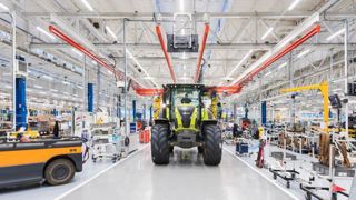Claas modernise son usine de tracteurs du Mans Claas modernise son usine de tracteurs du Mans