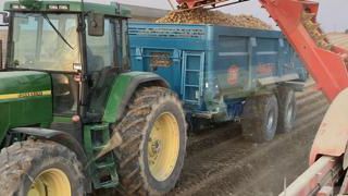 La moisson est finie mais les travaux ne désemplissent pas La moisson est finie mais les travaux ne désemplissent pas