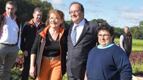 François Hollande rencontre les glaneurs volontaires de Solaal François Hollande rencontre les glaneurs volontaires de Solaal