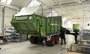 En septembre 2022, Fendt a lancé la production de ses remorques autochargeuses sur son site de Wolfenbüttel. En septembre 2022, Fendt a lancé la production de ses remorques autochargeuses sur son site de Wolfenbüttel.