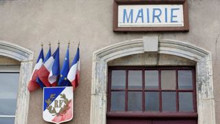 Face aux blues et aux bleus des maires Face aux blues et aux bleus des maires