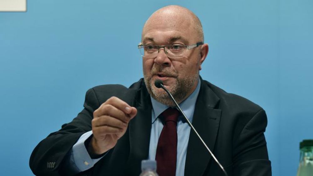 Selon Stéphane Travert, « personne ne couvre personne »