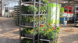 Malgré la pandémie de Covid, de nombreux travaux ont été menés par Val’hor courant 2020, parmi lesquels l’édition du « Guide des bonnes pratiques logistiques entre les opérateurs de la filière de l’horticulture, de la fleuristerie et du paysage ». ©P.Fayolle