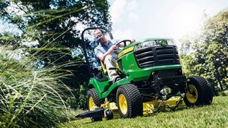 PHOTO : ATELIER BUSCHE PHOTO : ATELIER BUSCHE