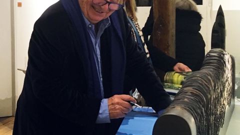 À l'issue d'une de ses conférences, Jean Mus a dédicacé ses ouvrages à la librairie Jardins en Art, située à Paris (6e), en novembre dernier.