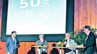 De gauche à droite : Frank Blachère, directeur du Fresne, François Colson (Plante & Cité), Philippe Morel (Inra-UMT STRATège) et Robert Chazelle (DGER) illustrent la diversité des partenariats dans lesquels un lycée professionnel comme Le Fresne peut s'engager.