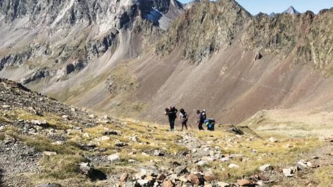 Passages délicats et sommets à environ 2 500 - 3 000 m d'altitude au milieu des pierres étaient au menu des CAPA « paysagistes » d'Uzès.