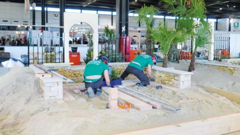 Anthony Chevallier et Jérémy Serveau, médaillés d'argent aux Olympiades des métiers de jardiniers paysagistes, ont validé leur passeport pour Abu Dhabi en octobre prochain. 